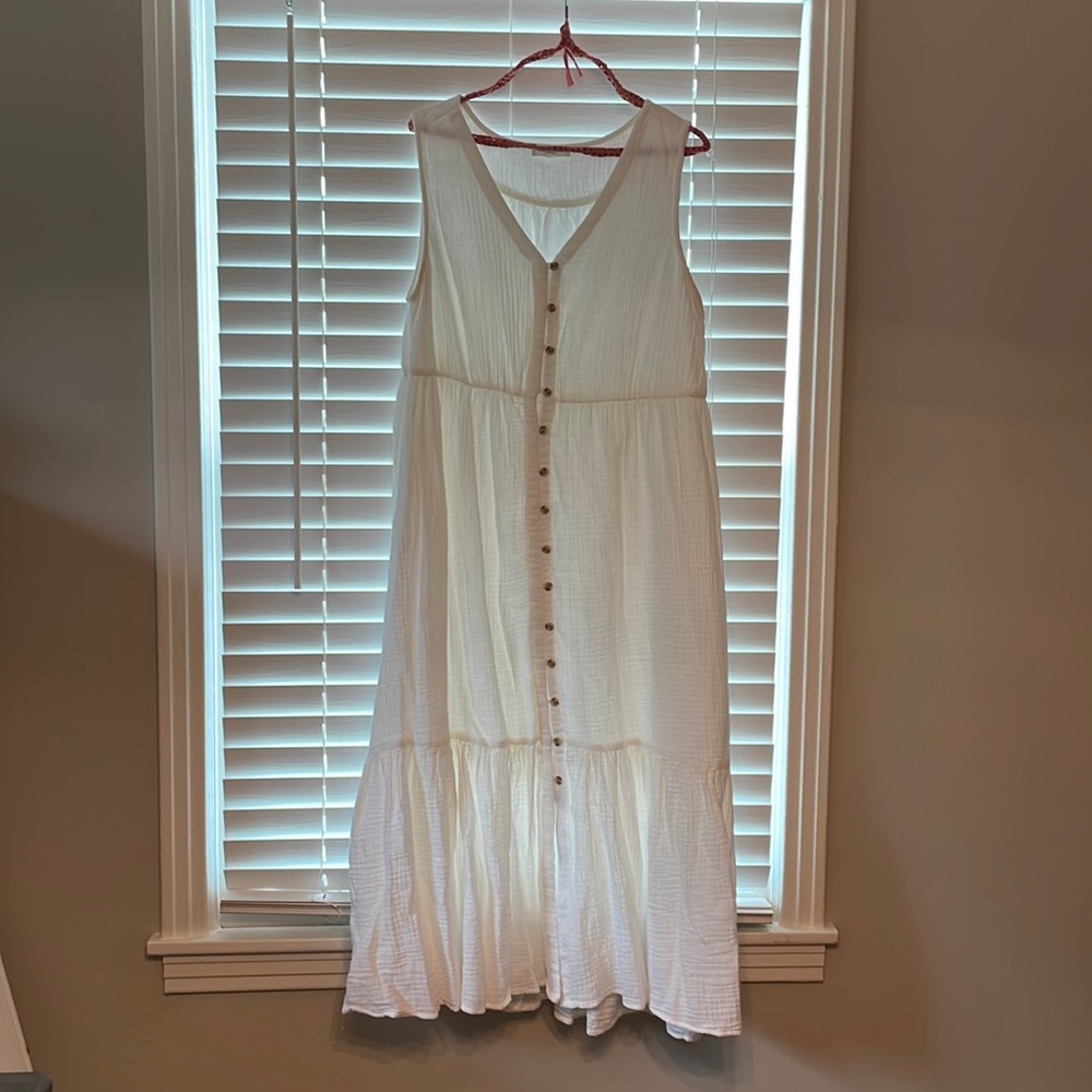 Gently loved beach dress or coverup!